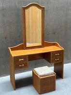 Vintage Rotan Rieten Kaptafel Bureau met Spiegel en Krukje, Overige materialen, 100 tot 150 cm, Ophalen of Verzenden, Zo goed als nieuw