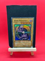 Yu-Gi-Oh Dark Magician SDY-E005 Ultra Rare –StarterDeck Yugi, Ophalen of Verzenden, Zo goed als nieuw