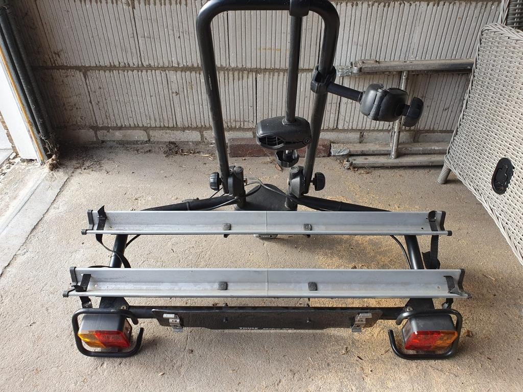 Fietsendrager Thule, Auto diversen, Fietsendragers, Ophalen, 2 fietsen, Gebruikt, Trekhaakdrager