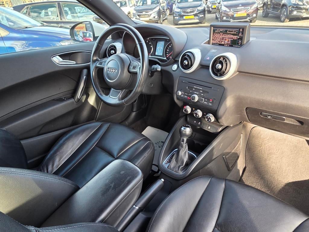 Audi A1 1.4 TFSI Ambition Pro Line Business/PANO/AUTOMAAT, Euro 5, 4 cilinders, 4 stoelen, Leder en Stof