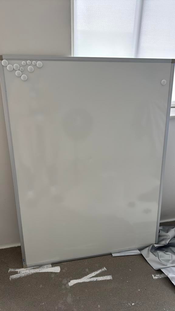 Whiteboard wit - Gratis, Ophalen of Verzenden, Zo goed als nieuw, Magneetbord