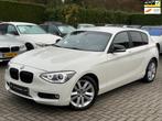 BMW 1-serie 116i Business|Nieuwe Ketting + Klepseals|Navigat, Auto's, BMW, 1-Serie, Euro 5, Gebruikt, Zwart