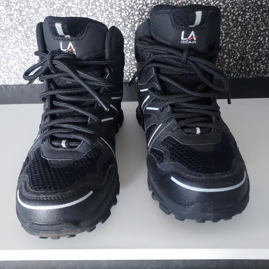 Te koop nette mooie Dames schoenen amper gedragen, Kleding | Dames, Schoenen, Zo goed als nieuw, Zwart, Ophalen of Verzenden