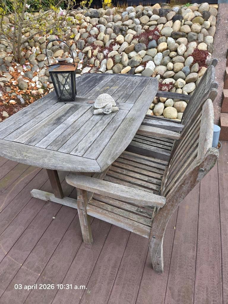 Tuintafel 150x90 plus twee stoelen, Ophalen, Gebruikt