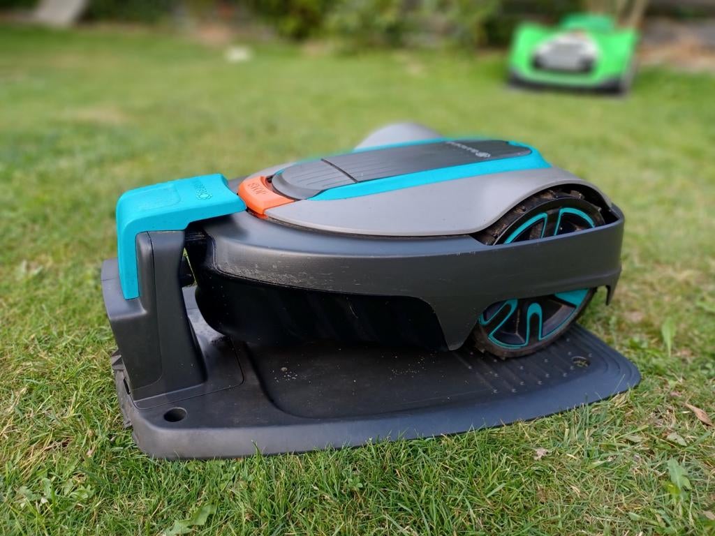 Gardena Sileno Robotmaaier met garantie, Ophalen, Gebruikt, Gardena