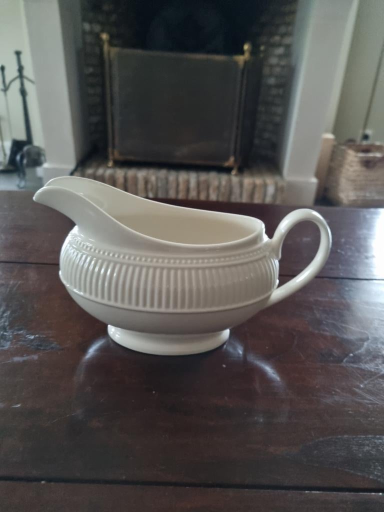 Windsor sauskom Wedgewood, Huis en Inrichting, Keuken | Servies, Ophalen of Verzenden, Zo goed als nieuw, Kom(men), Wedgwood