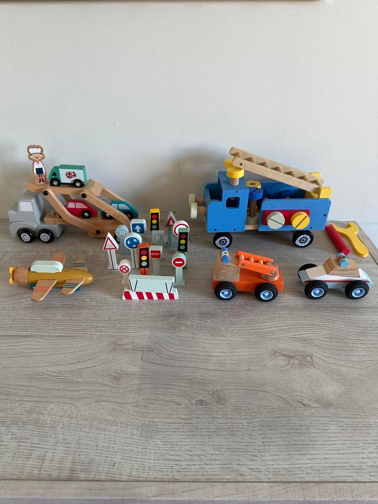 Houten Speelgoed HEMA - Brandweer, Politie, Vliegtuig, Kinderen en Baby's, Speelgoed | Houten speelgoed, Ophalen of Verzenden