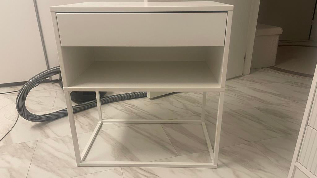 2 stevige nachtkastjes, Huis en Inrichting, Slaapkamer | Nachtkastjes, Ophalen, Gebruikt, 55 tot 70 cm, 45 tot 65 cm