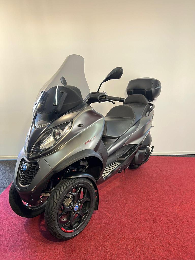 Piaggio MP3 500 HPE Sport Business, Scooter, 493 cc, Bedrijf, Traction Control