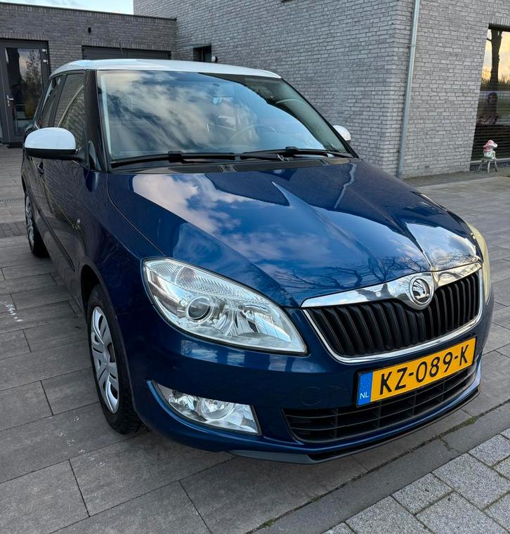 Skoda Fabia 1.2 TSI 2013 | Airco | PDC | APK 2027-04, Auto's, Skoda, Particulier, Fabia, Airbags, Airconditioning, Boordcomputer