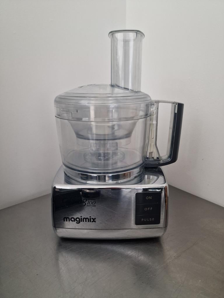 Magimix Compact 3100 foodprocessor met alle toebehoren, Gebruikt, Ophalen of Verzenden, 2 tot 3 liter, Vaatwasserbestendig