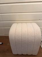 Witte teddy poef, Ophalen, Zo goed als nieuw, Rond, Minder dan 50 cm