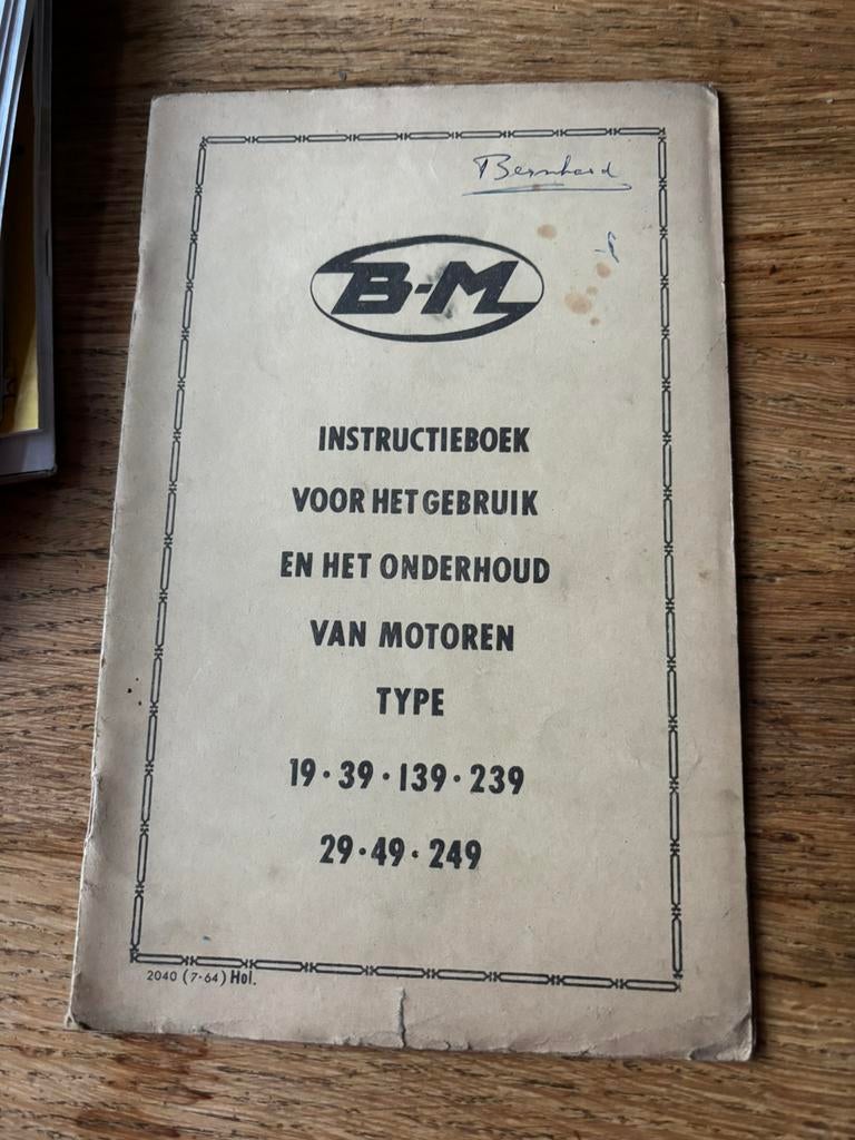 Instructieboekje Bernard motor, Ophalen, Gebruikt