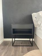 Set van 2 zwarte nachtkastjes, Huis en Inrichting, Slaapkamer | Nachtkastjes, Ophalen, Gebruikt, 55 tot 70 cm, 45 tot 65 cm
