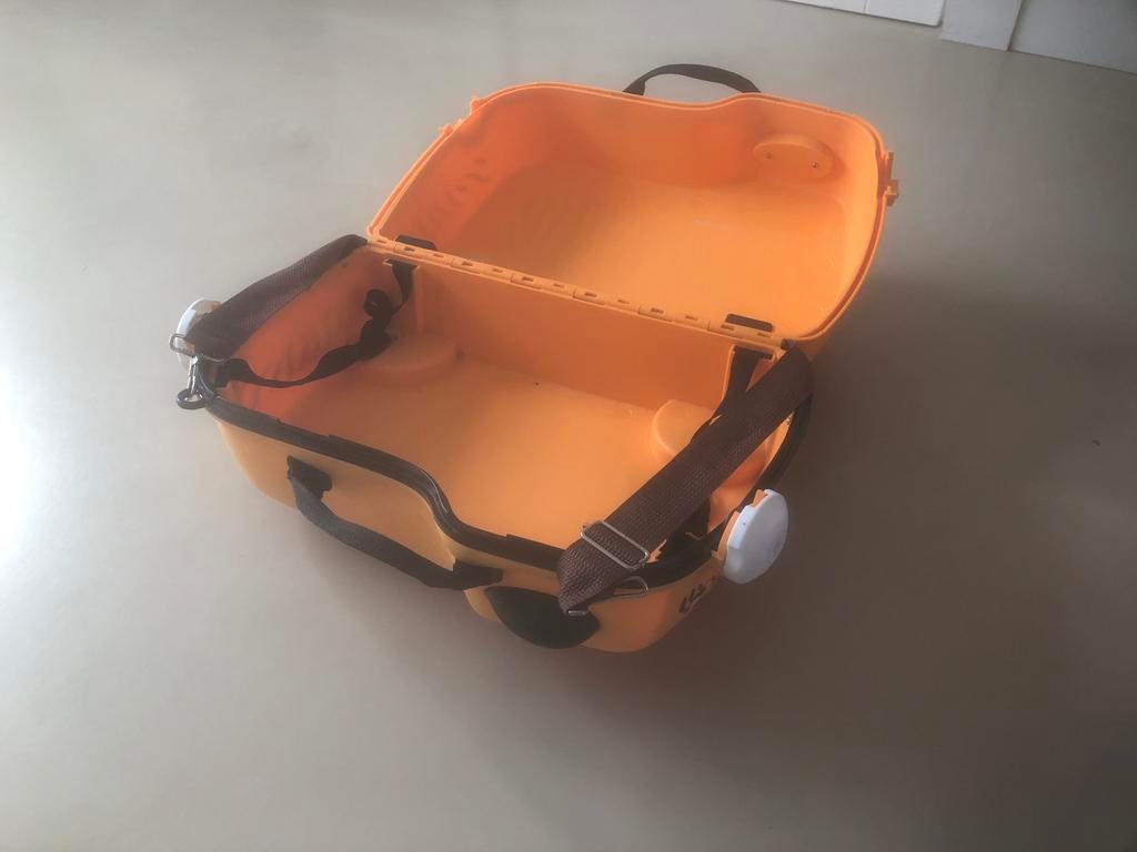 Kinderkoffers tijger en trunki, Ophalen, Zo goed als nieuw