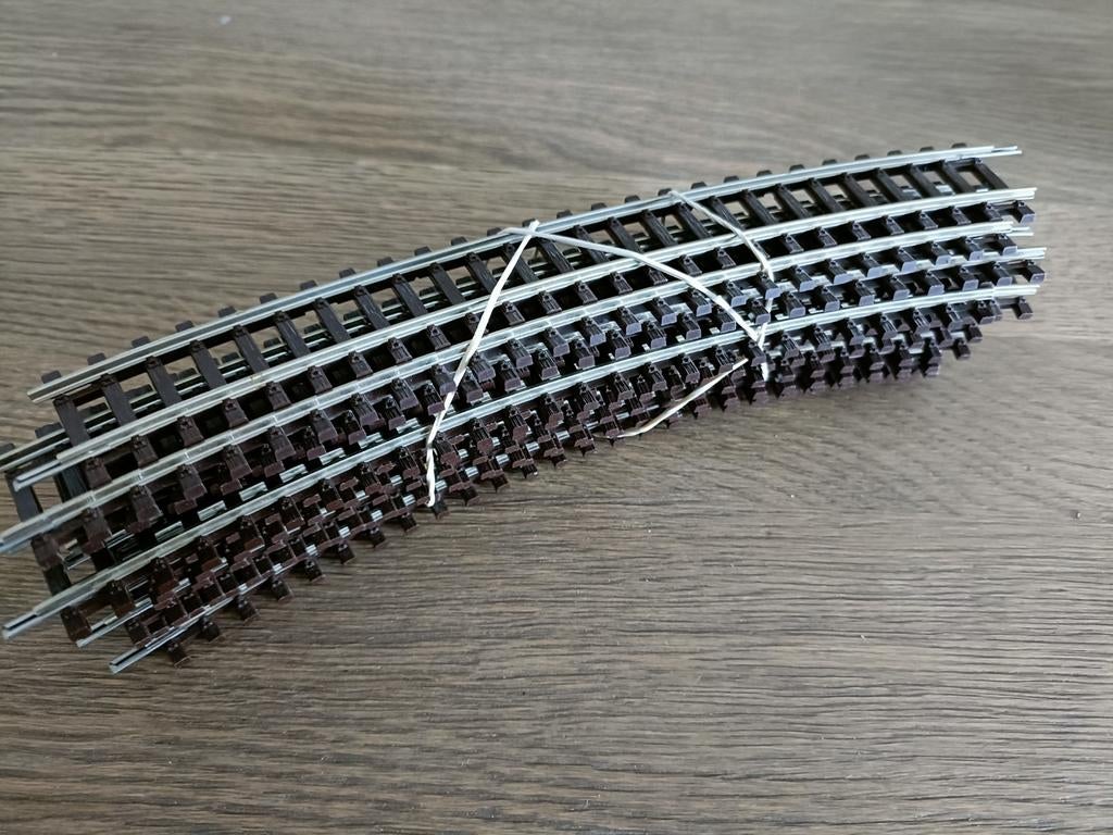 Setje Delen Trein Rialsen Roco R.358/30 42422 Zie Fotos, Hobby en Vrije tijd, Modeltreinen | N-Spoor, Gelijkstroom, Ophalen of Verzenden