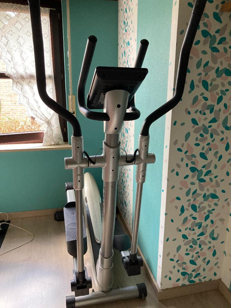 DKN crosstrainer - stepper, Sport en Fitness, Ophalen, Zo goed als nieuw, Crosstrainer