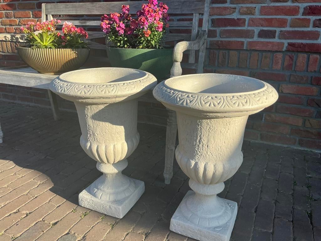 NIEUW kunststof Franse vazen bloempotten op voet, Tuin en Terras, Tuinvazen, Ophalen of Verzenden, Nieuw