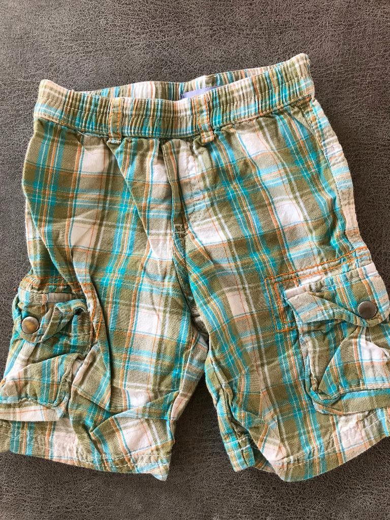 Leuke zgan korte(re) ruitbroek van Hema mt 74, Kinderen en Baby's, Babykleding | Maat 74, Broekje, Ophalen of Verzenden, Zo goed als nieuw