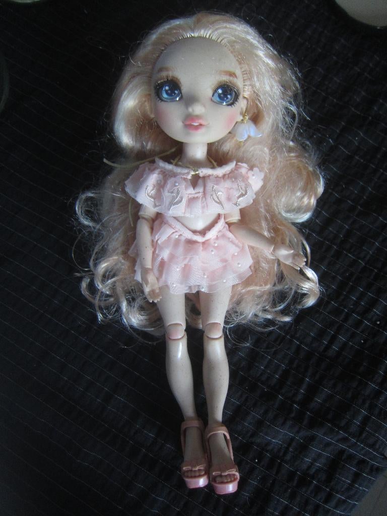 pop Modepop Rainbow High Doll S23 - Victoria Whiteman, Ophalen of Verzenden, Zo goed als nieuw, Overige typen