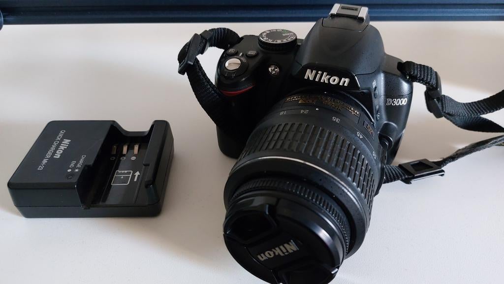 Nikon D3000 fototoestel, Ophalen of Verzenden, Gebruikt