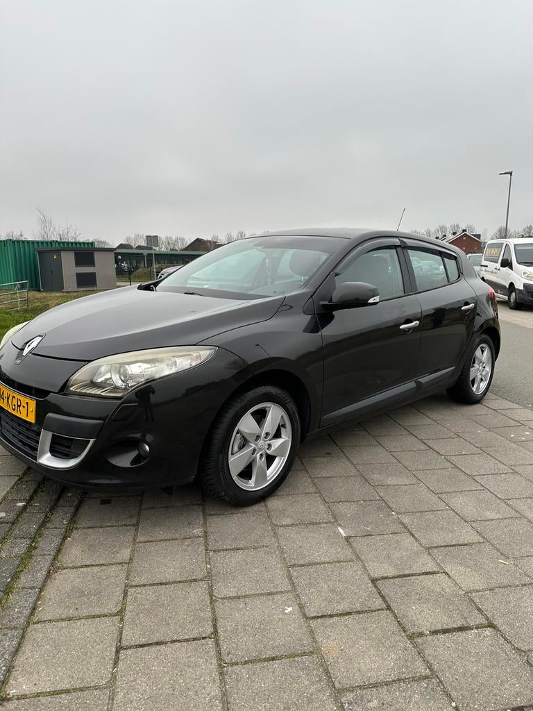 Renault Mégane TCE 130 Hatchback 2009 Zwart, Voorwielaandrijving, 15 km/l, 4 cilinders, Alcantara