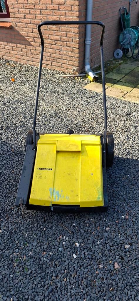 Karcher veegmachine km 700s, Tuin en Terras, Veegmachines, Ophalen