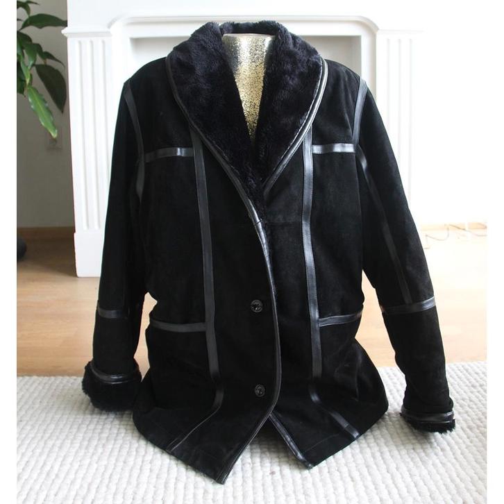 Prachtige Suede Giorgio Mobiani Jas (Maat 44) € 110,-, Kleding | Dames, Jassen | Winter, Zo goed als nieuw, Maat 42/44 (L), Zwart