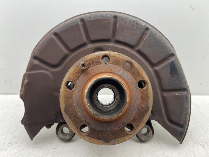 Fusee rechts-voor van een Volkswagen Golf, Auto-onderdelen, Gebruikt, -, Volkswagen, -