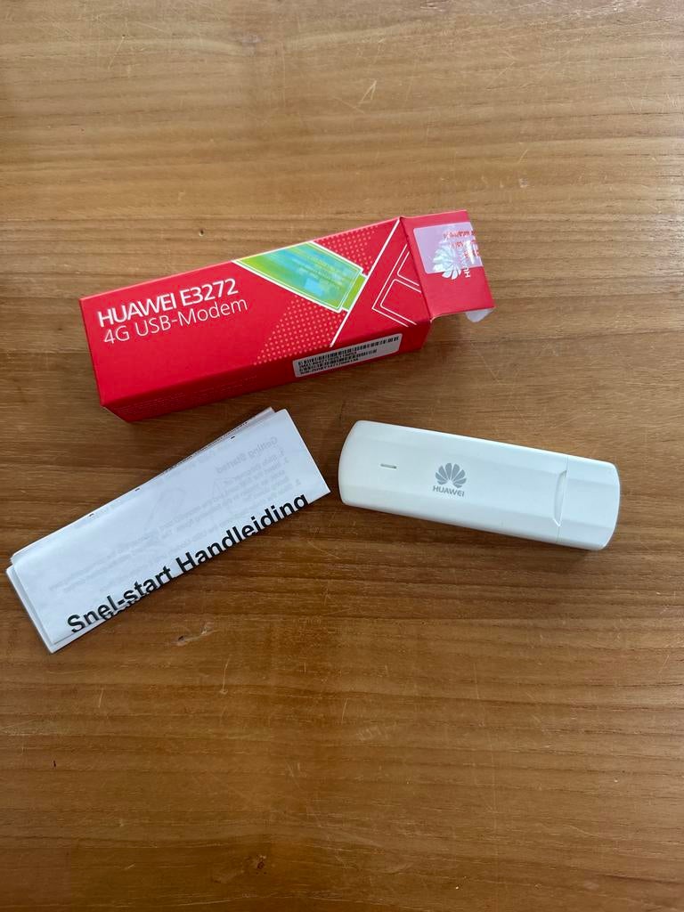 Huawei E3272 4G USB-Modem, Ophalen of Verzenden, Zo goed als nieuw, Router met modem