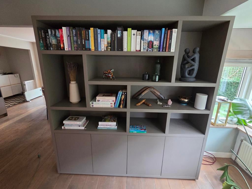 Goossens Vakkenkast Barcelona taupe - Zo goed als nieuw, Huis en Inrichting, Ophalen, 200 cm of meer, Eikenhout, Zo goed als nieuw