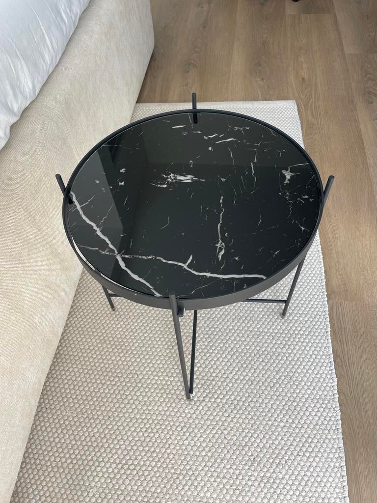 Zuiver bijzettafel met zwart marmeren blad, Huis en Inrichting, Tafels | Bijzettafels, Minder dan 45 cm, Minder dan 55 cm, Metaal of Aluminium