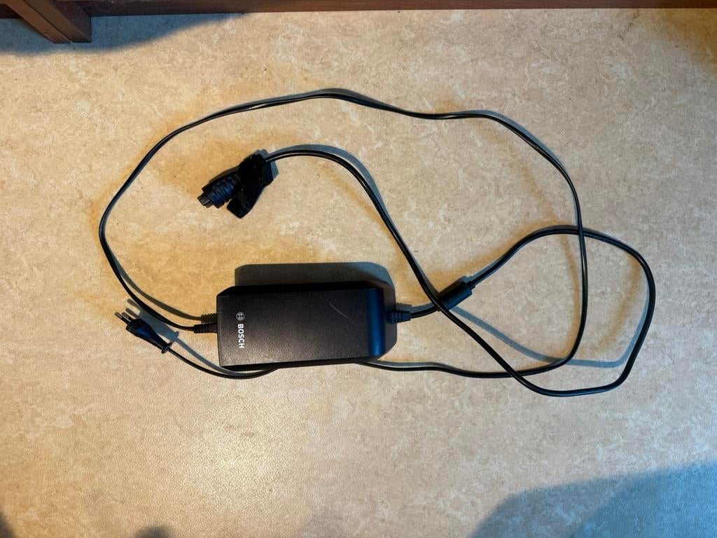 Bosch ebike snellader, Fietsen en Brommers, Fietsaccessoires | Fietsaccu's, Ophalen, Gebruikt