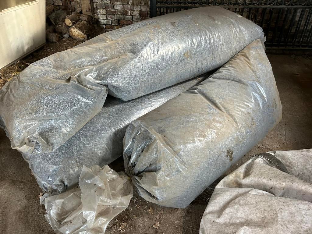 Eps isolatiekorrels, Zo goed als nieuw, 15 m² of meer, Vloerisolatie, Piepschuim (Tempex)