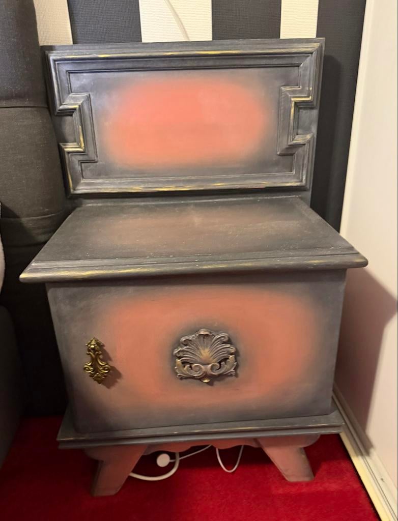 Unieke vintage nachtkastje/kastjes, Antiek en Kunst, Antiek | Meubels | Kasten, Ophalen of Verzenden