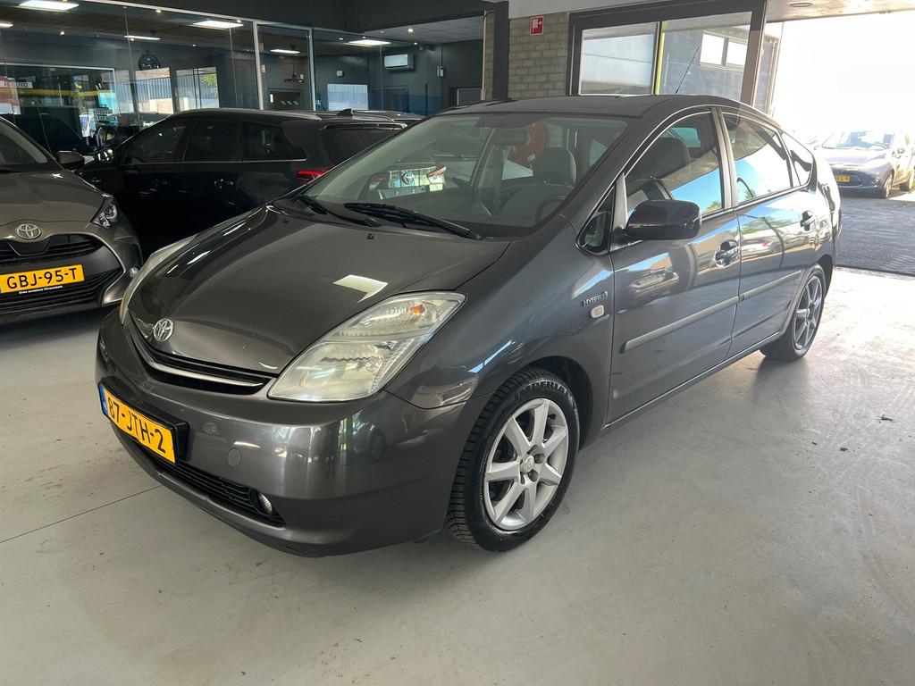 Toyota Prius 1.5 VVT-i Tech Edition, Auto's, 1497 cc, Gebruikt, 4 cilinders, 23 km/l