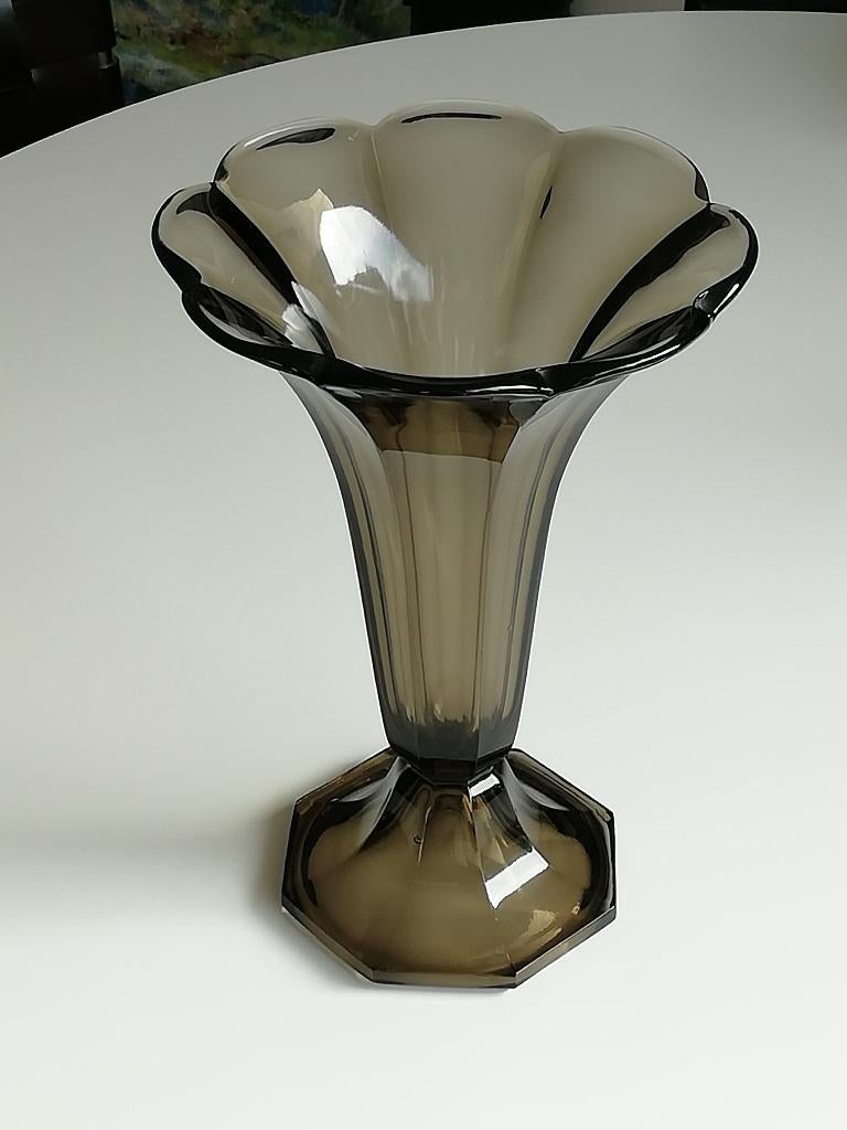 Antraciet grijze vaas (Boheems/VsL?), Ophalen