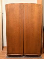 Twee houten kasten, Antiek en Kunst, Antiek | Meubels | Kasten, Ophalen