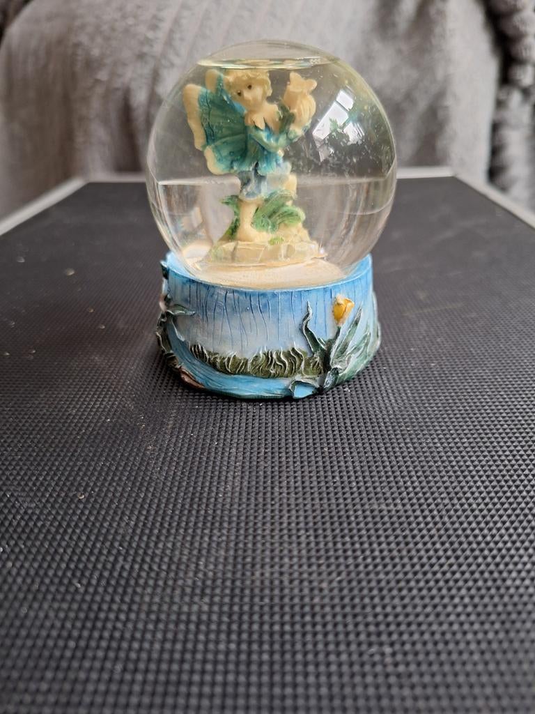 Sneeuwbol bosnimf, Ophalen of Verzenden, Zo goed als nieuw, Fantasy