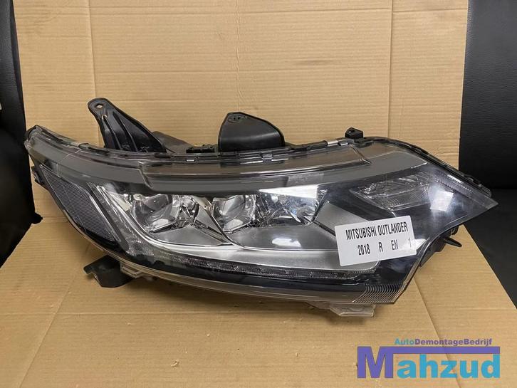 MITSUBISHI OUTLANDER PHEV Rechts koplamp 2015-2021, Auto-onderdelen, Verlichting, Mitsubishi, Gebruikt, Ophalen of Verzenden