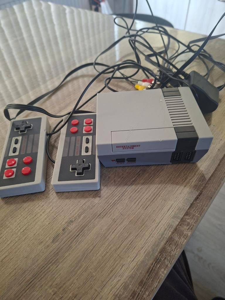 Nintendo Retro Classic Console - Zo goed als nieuw, Spelcomputers en Games, Spelcomputers | Nintendo NES, Ophalen of Verzenden