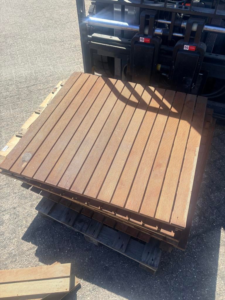 Houten Terras tegels 1m bij 1m, Ophalen of Verzenden, Gebruikt, Composiet
