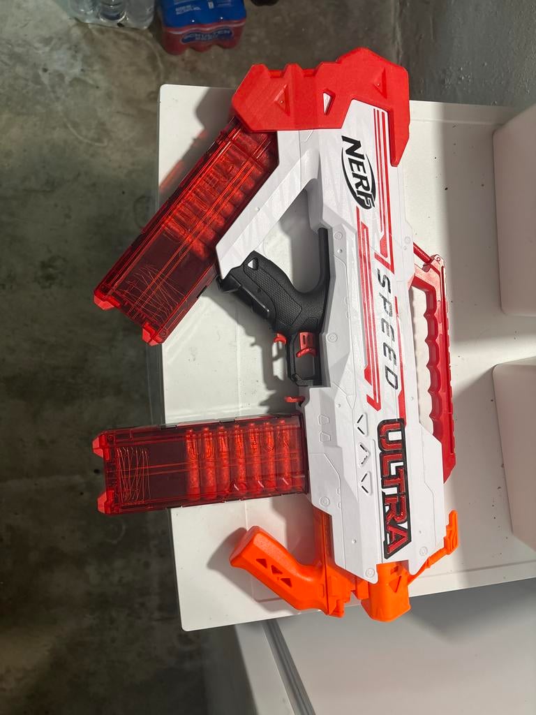 Nerf Speed Ultra met 2 magazijnen, Ophalen, Zo goed als nieuw