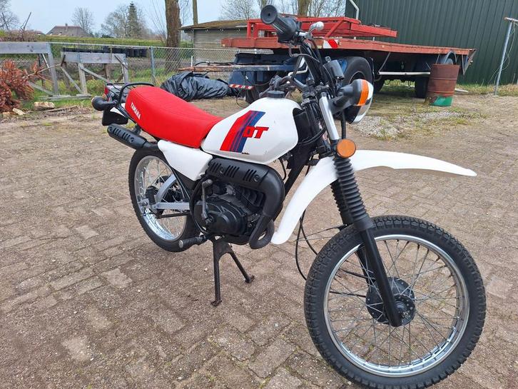 Yamaha dt50mx met kenteken, Fietsen en Brommers, Brommers | Honda, Gebruikt, Overige modellen, Ophalen