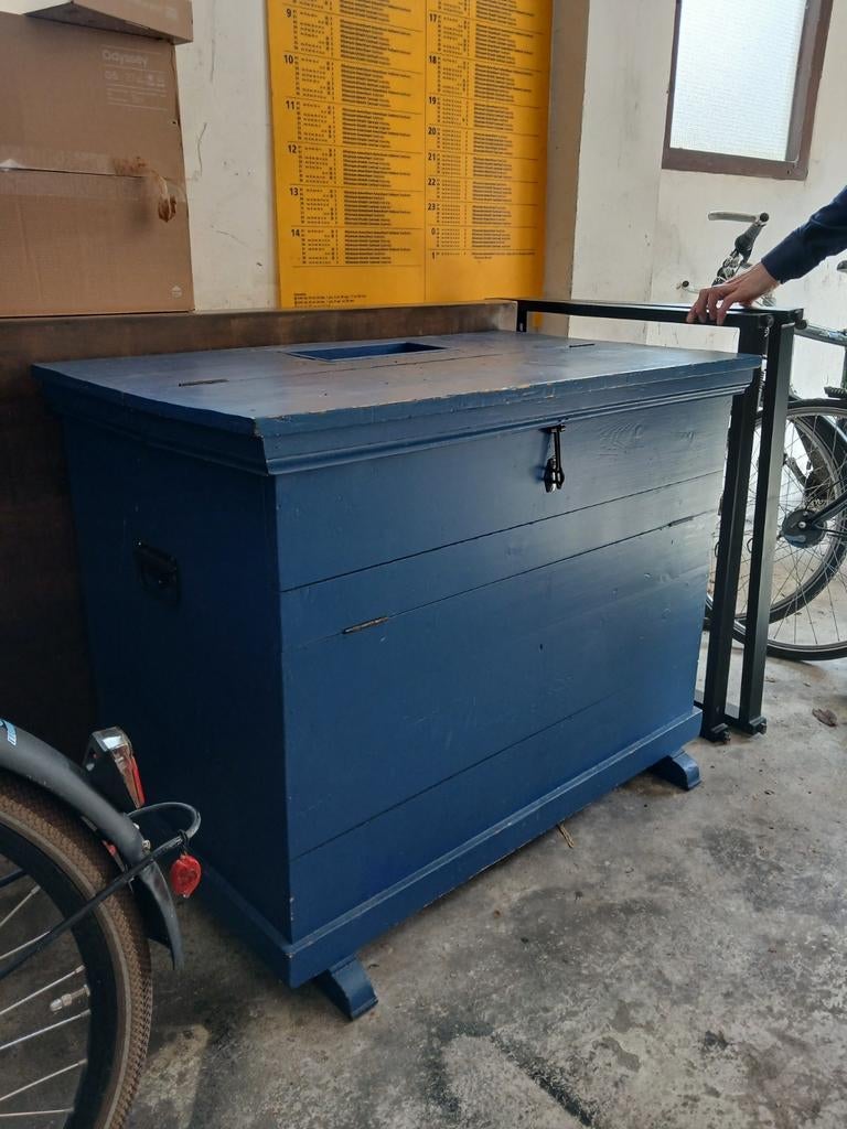 Blauwe dekenkist, Ophalen, 50 tot 100 cm, 50 tot 75 cm, 100 tot 125 cm