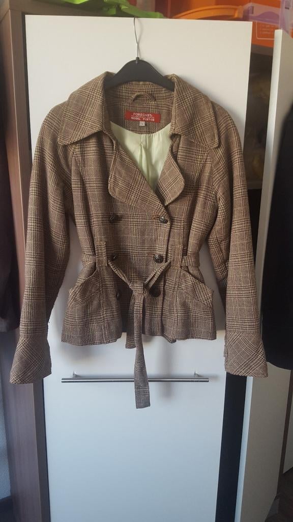 Super gaaf blazer jasje maat S van forecast, Kleding | Dames, Jasjes, Kostuums en Pakken, Zo goed als nieuw, Jasje, Maat 38/40 (M)