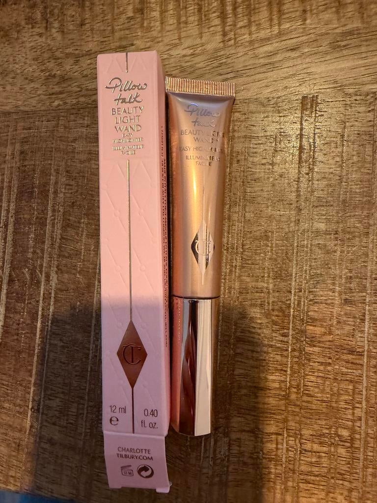 Charlotte Tilbury Beauty Light Wand - Pillow Talk, Sieraden, Tassen en Uiterlijk, Uiterlijk | Cosmetica en Make-up, Ophalen of Verzenden