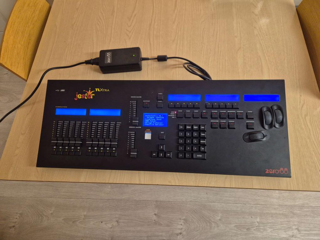 Nette Zero88 Jester TL Extra, Muziek en Instrumenten, Licht en Laser, Zo goed als nieuw, Licht, Ophalen