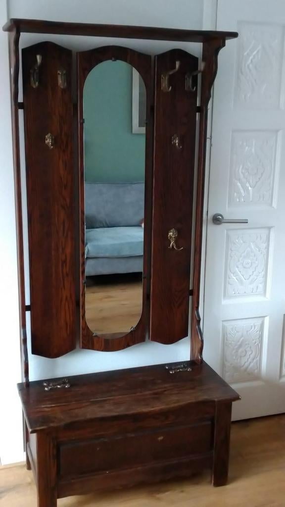 Italiaanse halkast met opbergruimte en spiegel, Ophalen