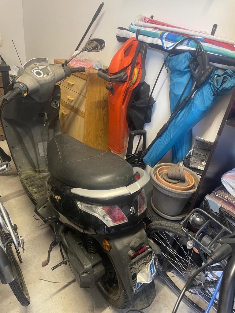 Gratis af te halen,  scooter., Ophalen, Gebruikt, Benzine, Overige modellen